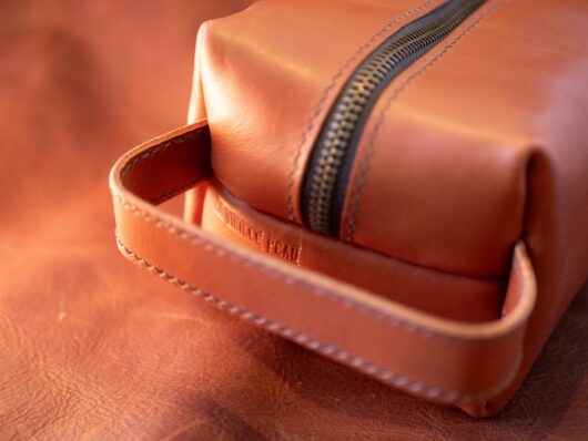 La Louise [Trousse de toilette] Cognac – Image 2